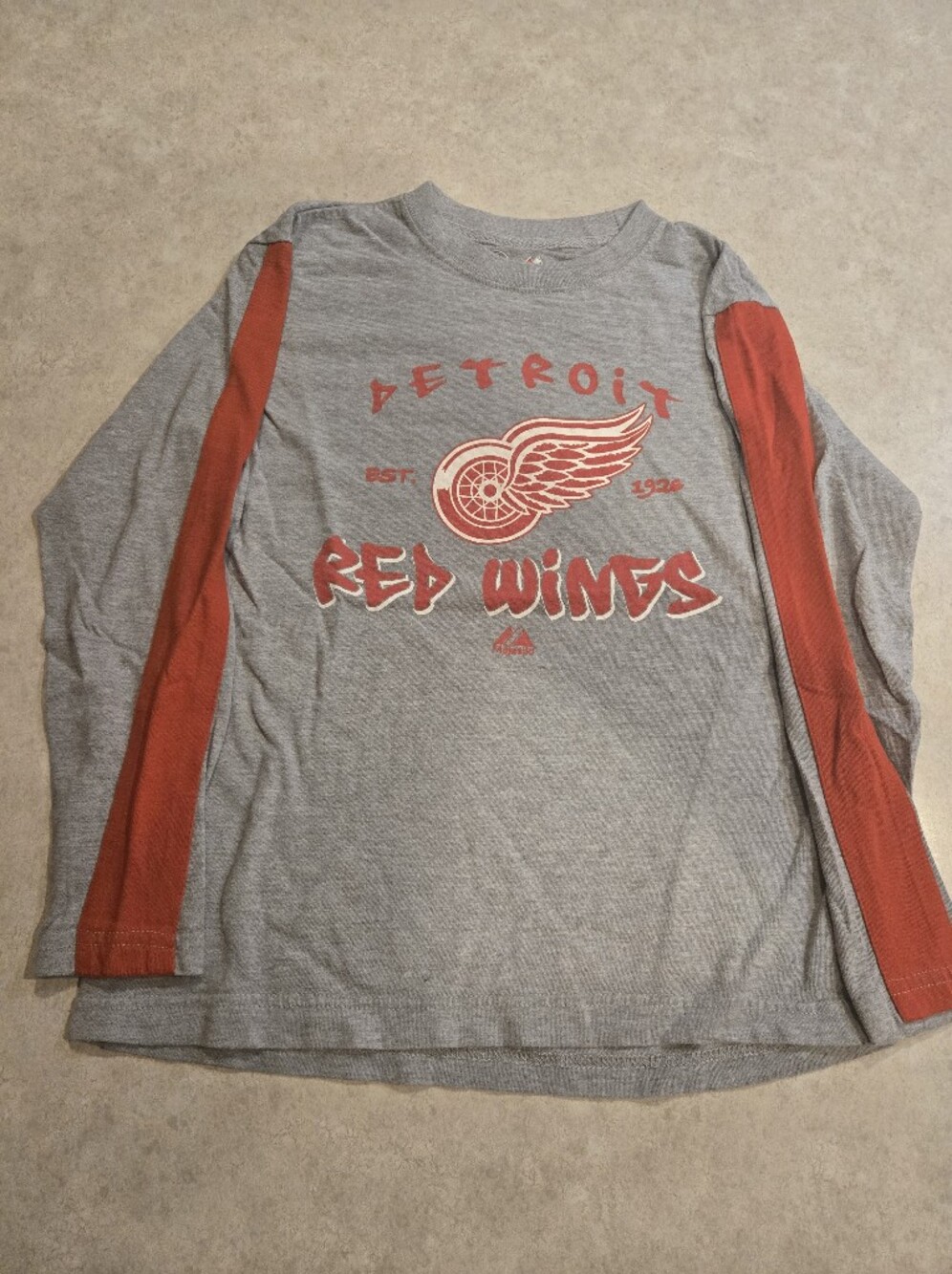 Detroit Red Wings Hockey Long Sleeve T-shirt- Youth Small